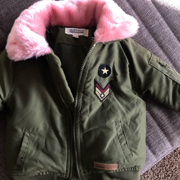 2T Jacket - Picture 2 of 4